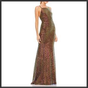 IEENA FOR MAC DUGGAL SEQUIN SLEEVELESS EVENING DRESS SIZE 4 NEW WITH TAGS